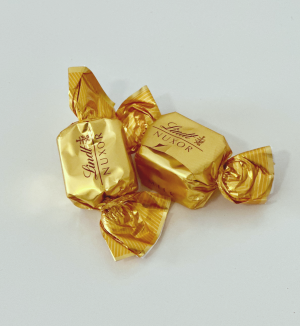 2x Lindt Nuxor
